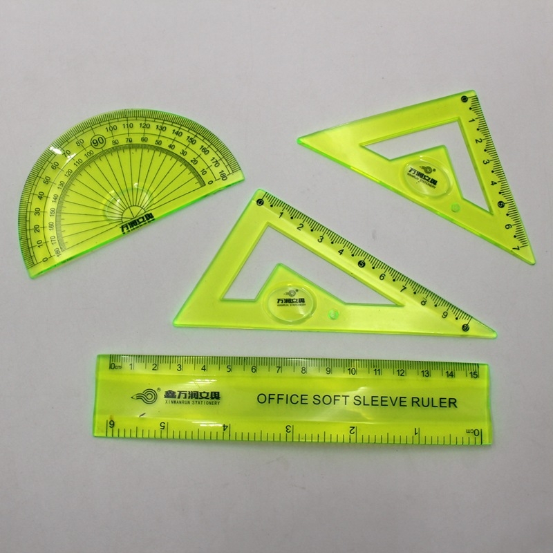 Plastični set ravnala od 4 komada: ravnalo, set kvadrati i kutomjer – Marka JQ, model 123