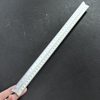 Τριγωνικός μεταλλικός χάρακας μέτρησης με έξι κλίμακες κράματος για ακριβές σχέδιο