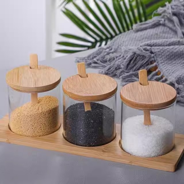 Stakleni set posuda za začine u kuhinji, za čvrste začine, trodijelni set, mogućnost otiska logotipa, moderni minimalistički stil