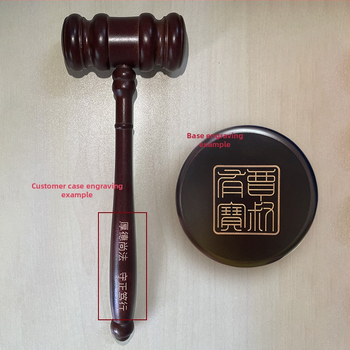 Drveni sudski čekić – sandalovo drvo i ružino drvo, JM marka, moderni minimalistički dizajn