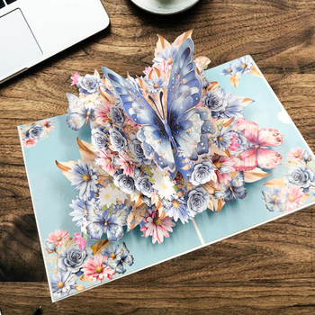 Carte de felicitare cu design 3D de fluture, lucrată manual, material Jam, stil simplu modern.