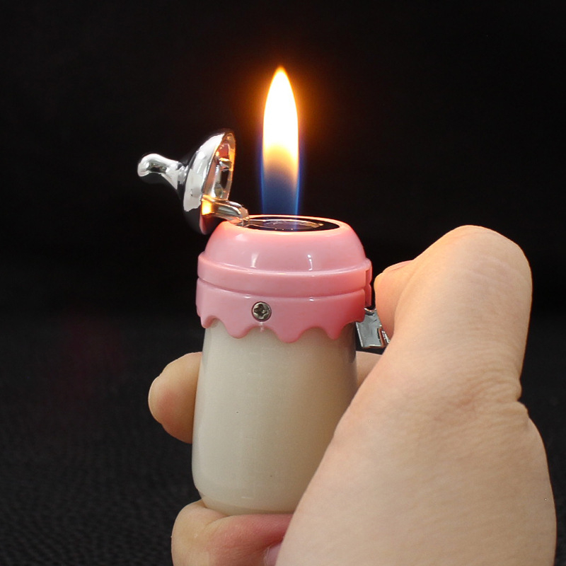 Plastični upaljač, na butan, jednostavan dizajn, kolekcionarski komad