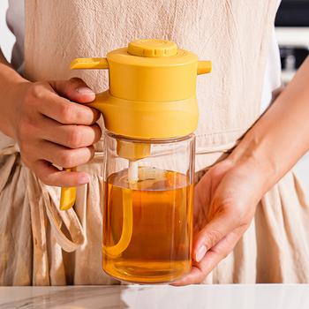 Sticlă de ulei din sticlă cu dozare automată – design modern minimalist, brand Friendly Wealth