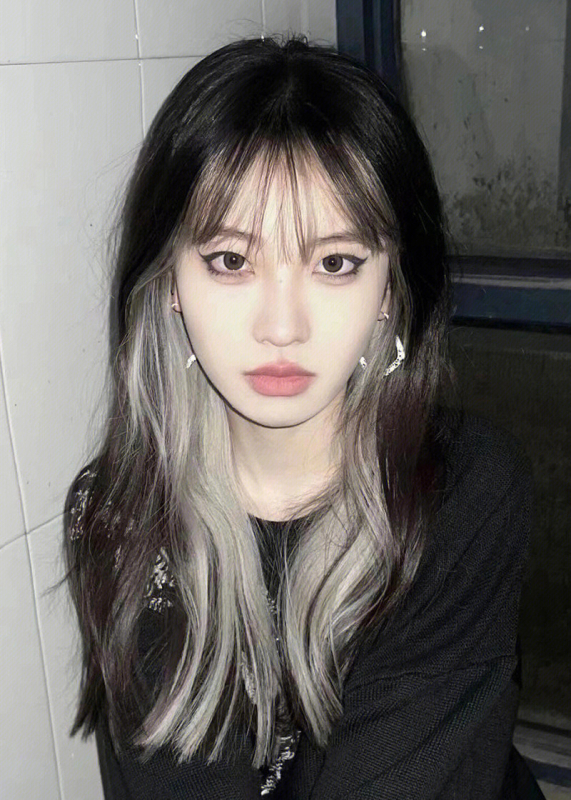 Perucă Princess Lee UW08, păr lung drept cu breton, fibră rezistentă la căldură, stil Star Fashion