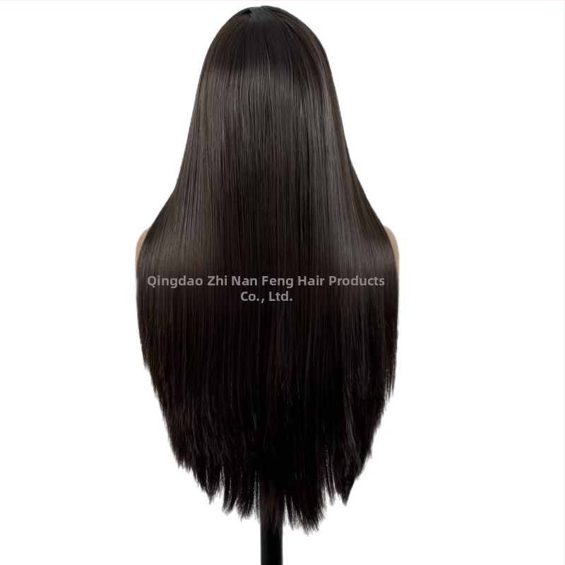 Perucă cu dantelă frontală, stil natural, fibre mate rezistente la temperatură, producție semi-automat- semi-artizanală, poate fi vopsită și poate fi permată.