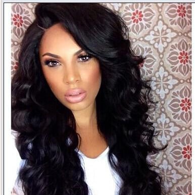 Păr pentru femei, bucle lungi și lejere, breton oblic — model 8049, fibre rezistente la căldură.