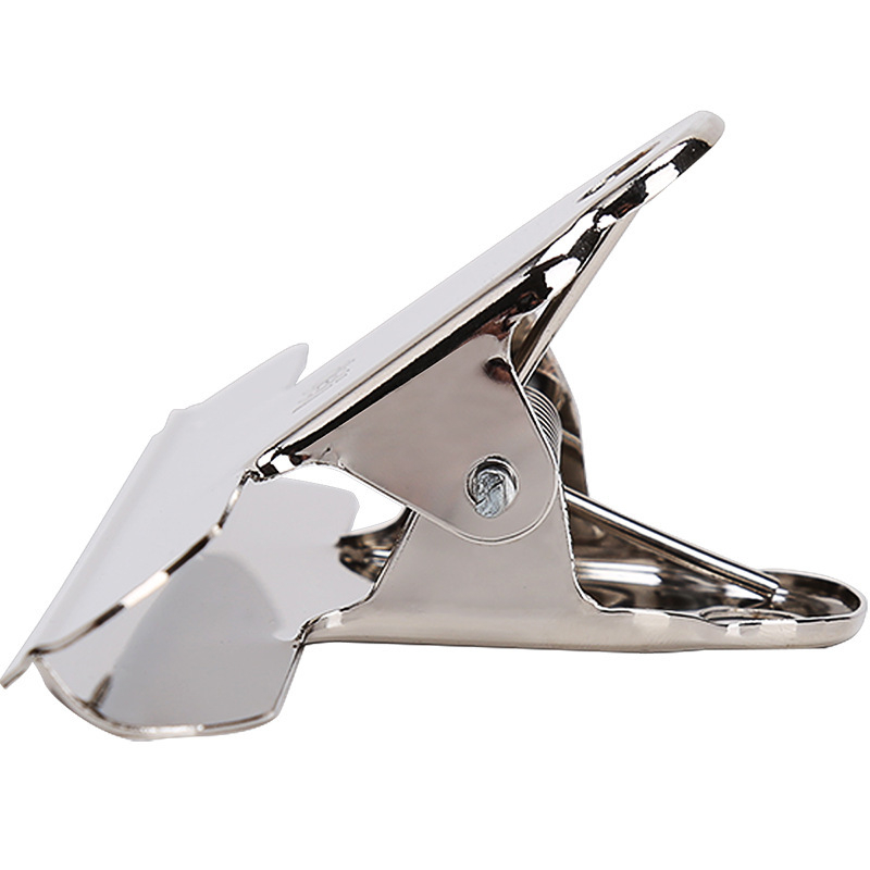 Clip de colț metalic Deli 9532 pentru documente