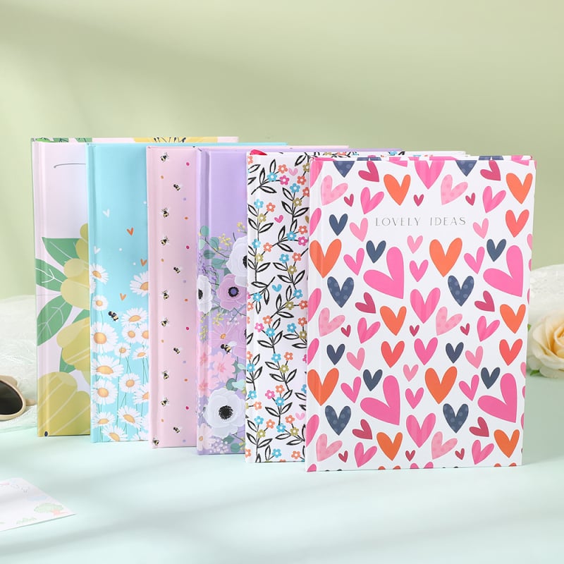 Caiet cu copertă dură închisă — Copertă din hârtie, hârtie 100 g, din pulpă brută de lemn, 1–50 de pagini, stil drăguț japonez/coreean