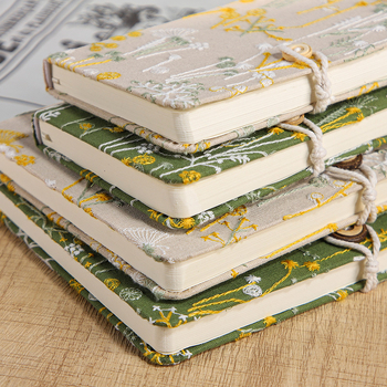 Caiet cu copertă din material textil, legare cu sârmă, Dowling hârtie, 98 gsm, 200-300 pagini, stil creativ