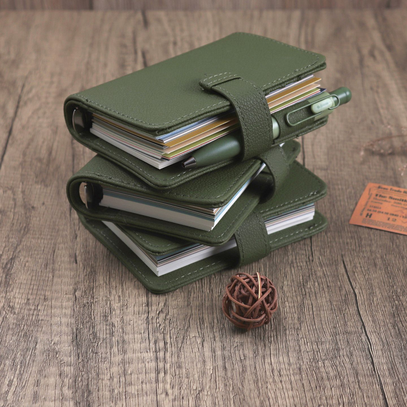 Caiet cu husă din piele sintetică, foi detașabile, hârtie din masă de lemn, design creativ