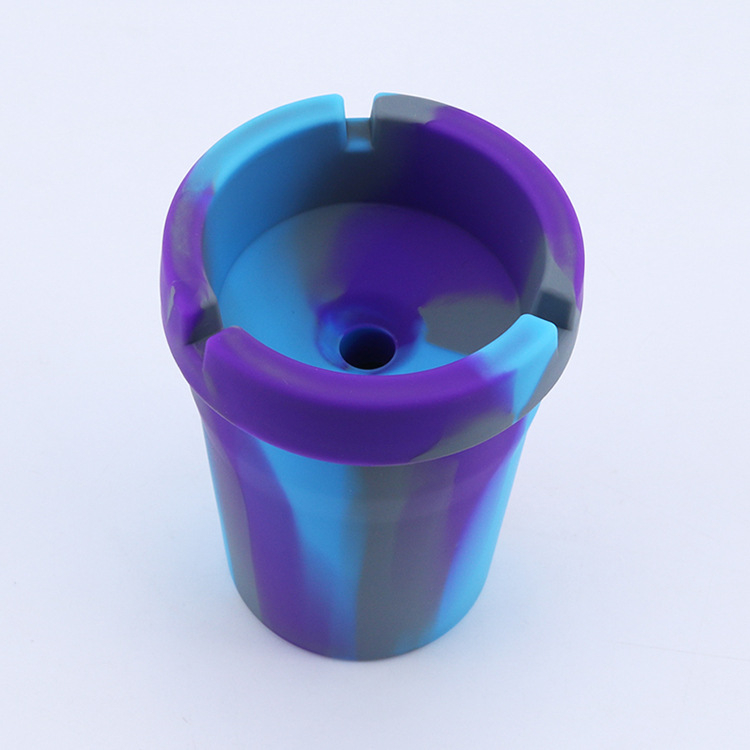 Scrumieră auto din silicon, portabilă, rezistentă la foc, cu spațiu de depozitare