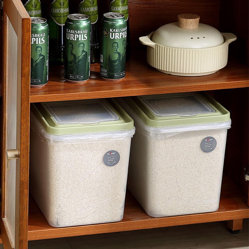 Recipient transparent pentru depozitarea orezului cu capac – plastic PP, capacitate 10L, rezistență la umezeală, protecție împotriva insectelor și prafului, design modern minimalist