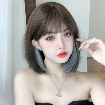 Perucă pentru femei, păr scurt drept, fibre rezistente la temperatură, mecanism de fabricație, necolorabilă — Model QF006