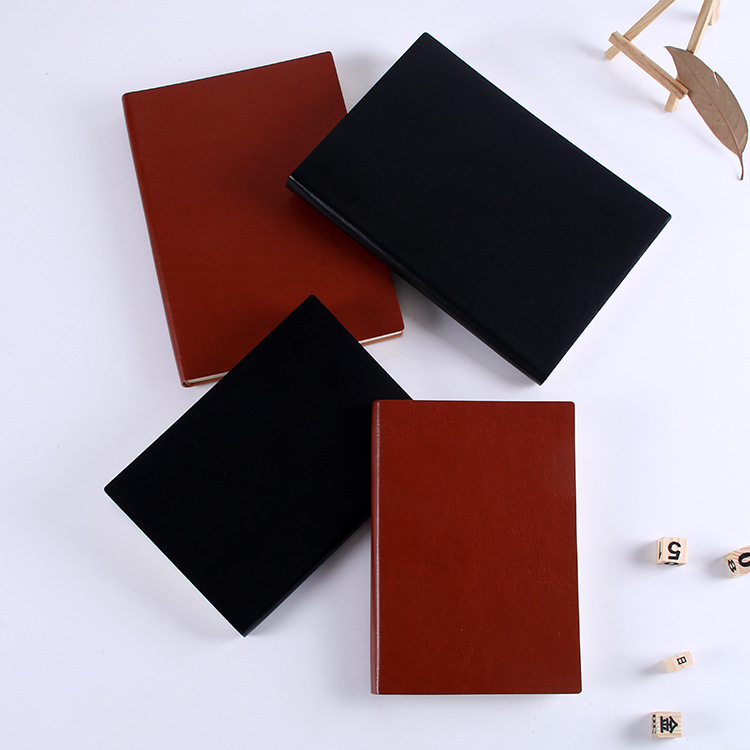 Caiet de afaceri cu husă din piele sintetică, legare cu închidere, Dowling hârtie 80 g, 100–200 pagini, Golden opening