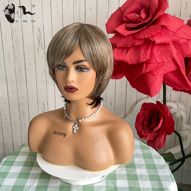 Perucă pentru păr scurt drept cu breton înclinat, fibră sintetică rezistentă la temperaturi înalte, potrivită pentru toate formele feței și tonuri ale pielii, nu poate fi vopsită