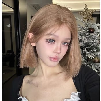 Perucă scurtă, păr drept, breton înclinat, acoperire totală a capului, fir rezistent la căldură, pentru femei