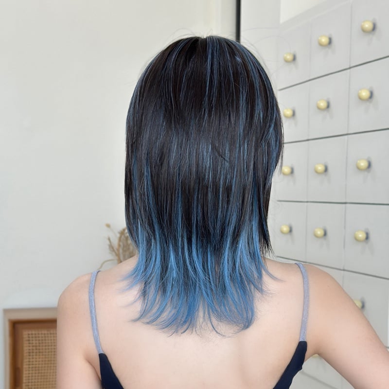 Perucă pentru femei, fibră sintetică rezistentă la temperatură, acoperire completă a capului, model D-120-5, tehnologie de procesare: mecanism, breton: drept sau înclinat