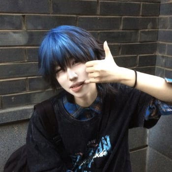 Perucă unisex scurtă, drept, cu mullet stratificat și coadă de lup, breton, mecanism, sârmă rezistentă la temperatură