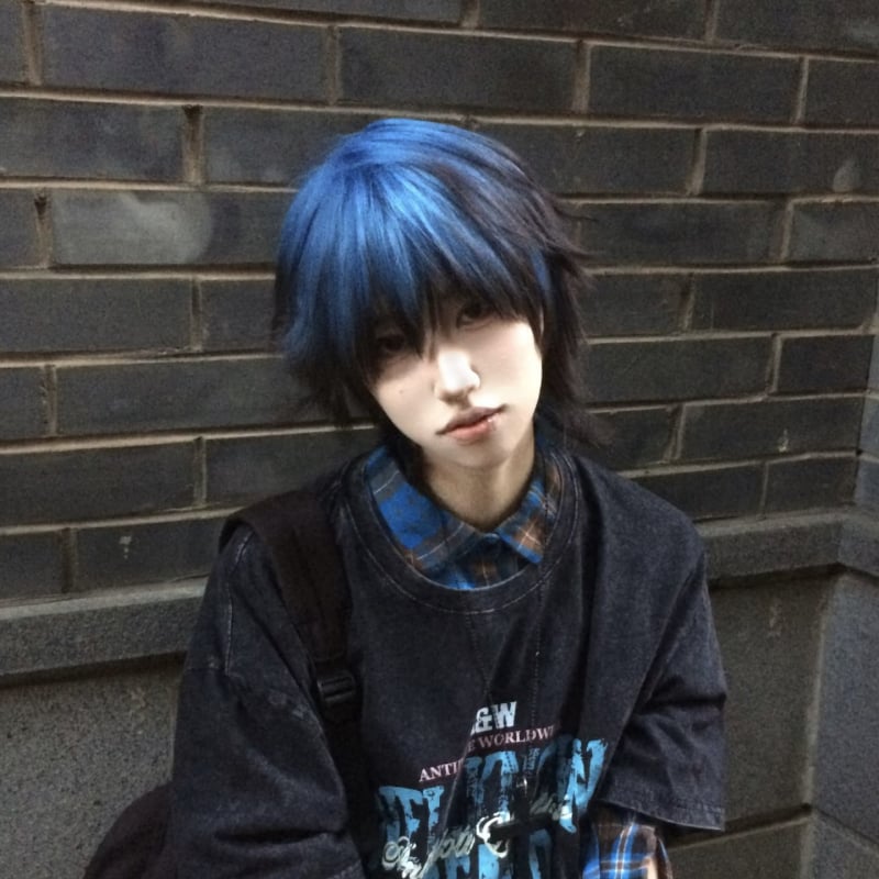 Perucă unisex scurtă, drept, cu mullet stratificat și coadă de lup, breton, mecanism, sârmă rezistentă la temperatură