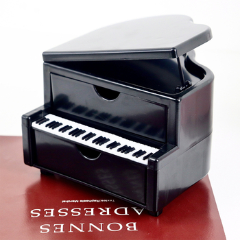 Cutie organizator pentru cosmetice cu compartimente și capac – Model 1585, plastic PS, capacitate 1L