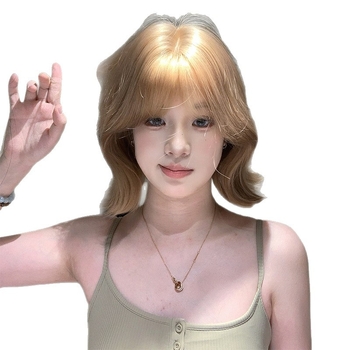 Női paróka mindennapi Lolita stílusban qi frufruval, hőálló rostból, mechanikus kivitelezés