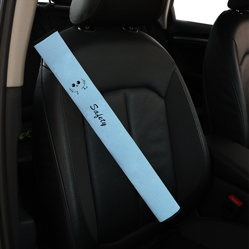 Калъф за презрамката на автомобилен колан с карикатурна котка — декоративен предпазител, материал ледена коприна, марка Red Chrysanthemum, възможност за персонализация, подходящ като подарък