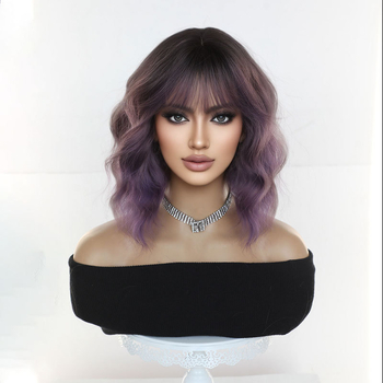 Perucă cu stil natural, mătase rezistentă la temperaturi înalte, mecanism de fabricație, breton drept, conturare a feței și anti-îmbătrânire