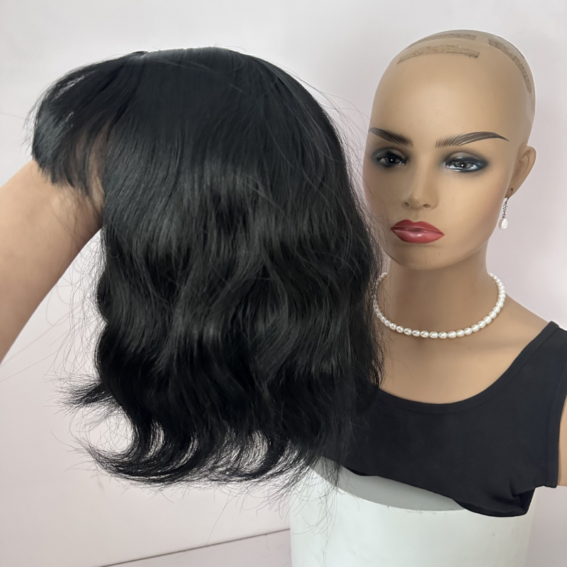 Perucă cu bucle în valuri de apă, fibre rezistente la temperaturi înalte, model QC-0006, stil natural, breton reglabil