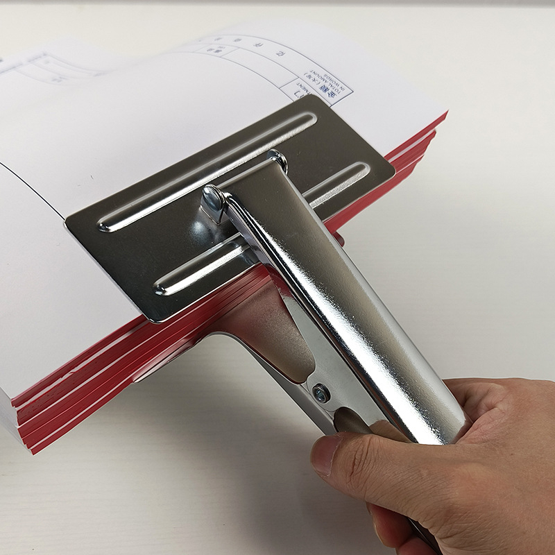 Κλιπ για παραστατικά λογιστικών και οικονομικά έγγραφα, κλιπ δέσμευσης και διάτρησης