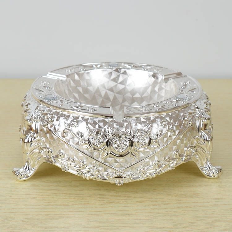 Cenușar din aliaj, în stil european, cu breloc, de unică folosință, imprimare logo disponibilă