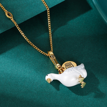 Колие с висулка във форма на лебед, емалово покритие, сплав, електроплатиране, отваряща се яйцевидна висулка, персонален стил