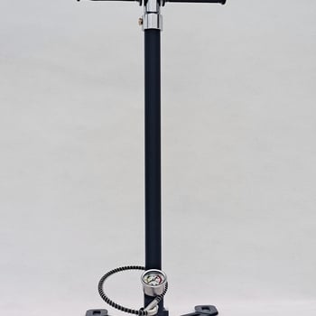 Cricket ručna visokotlačna pumpa, nehrđajući čelik, 30–40 MPa / 4500 psi, tri do četiri stupnja, duljina ~600