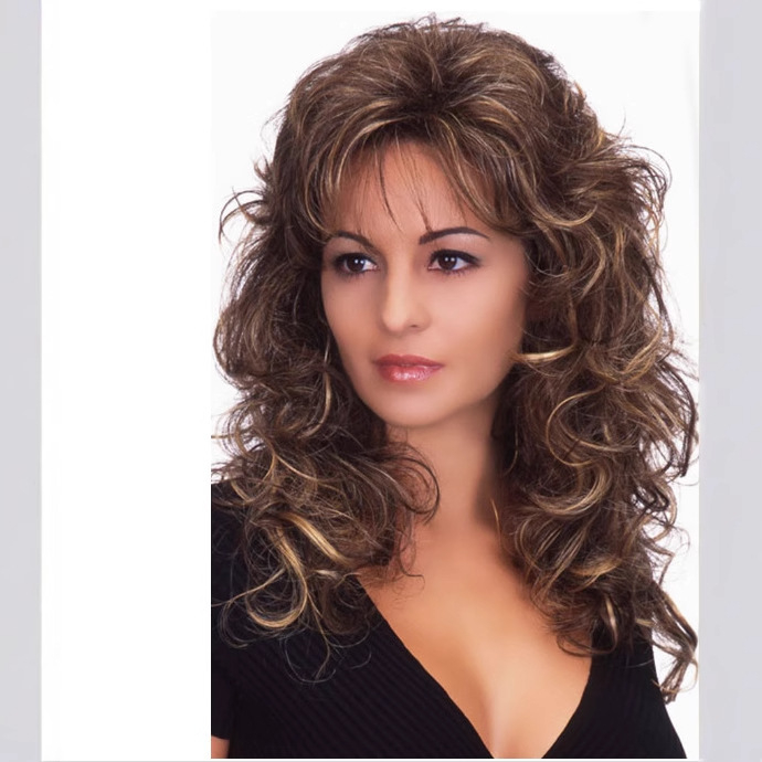 Hajparóka LY155 – Hosszú göndör haj diagonális frufival; hőálló rost; festhető és dauerolható