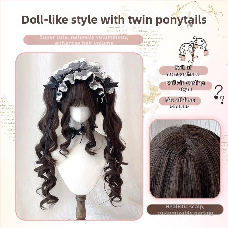 Perucă Baroque Sweetheart: păr lung, bucle, breton înclinat și cozi duble detașabile, fibre rezistente la temperatură înaltă, Model 0032+2128