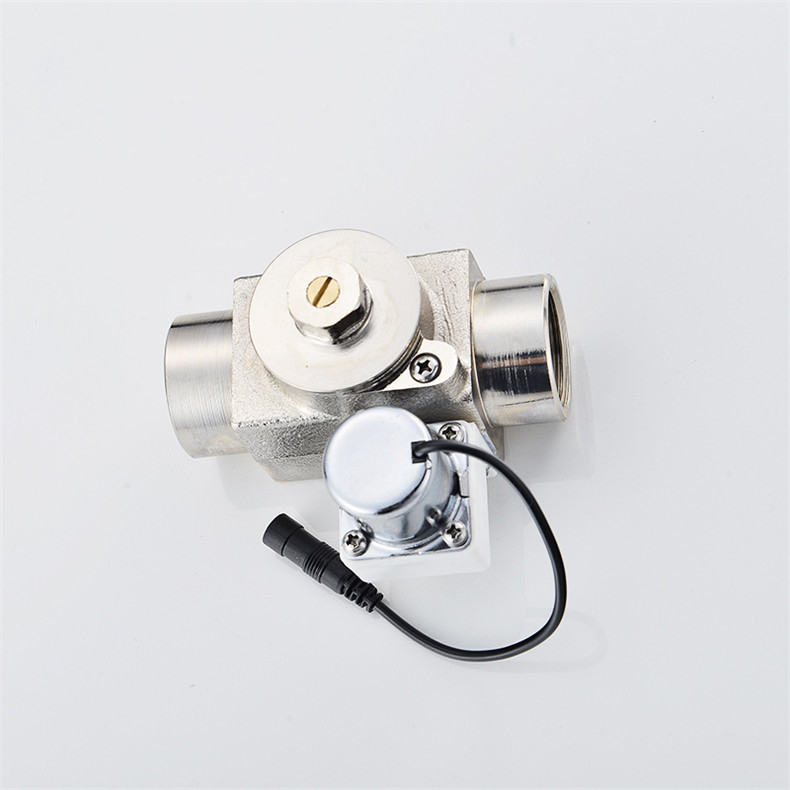 Ventil complet automat de spălare cu senzor pentru toaletă, model Hyb9121b-stool sensor; Alimentare DC/AC; presiune apă 4–6 kg; timp de spălare 6–8 s; ieșire 32 mm