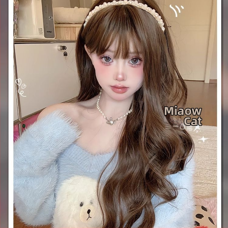 Perucă cu valuri mari, păr lung, breton natural aer; material păr: filament proteic; tehnologie de fabricație: mecanism; stil: natural; model: cap complet