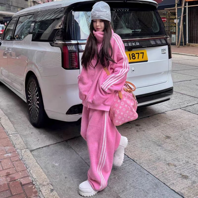 Pamukasti dvodijelni set: gornji dio s T-majicom i duga široka hlača, japansko-korejski casual stil, za sve sezone, preko 95% pamuka