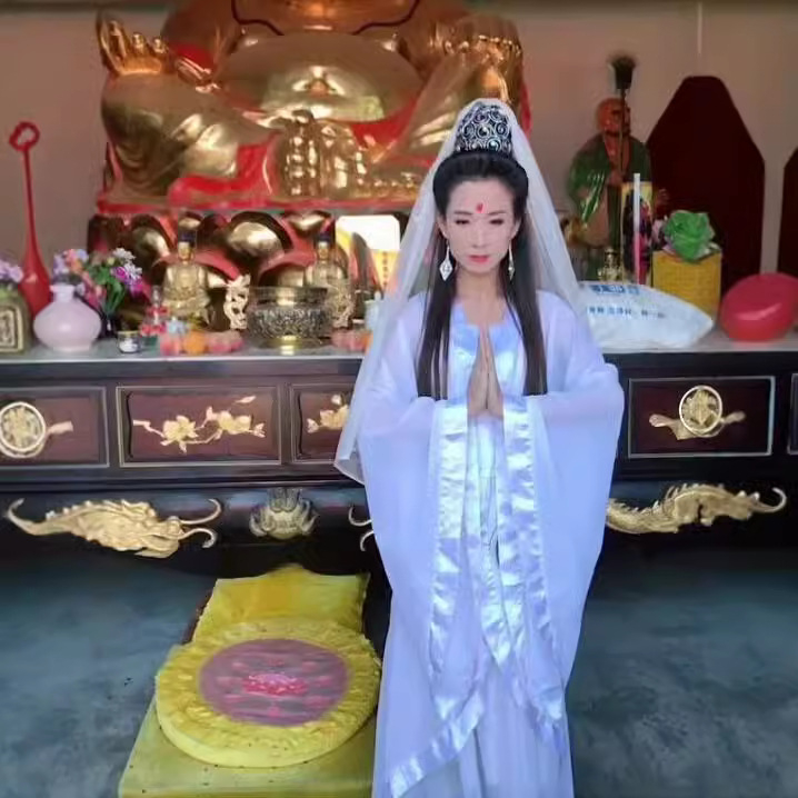 Kostim za scensku izvedbu Guanyin Bodhisattva sa veoom — staro kazališni odjevni komad od poliestera; izlazi u proljeće 2023; pogodan za dob 18–24; bez oznake na ovratniku; bez etikete.
