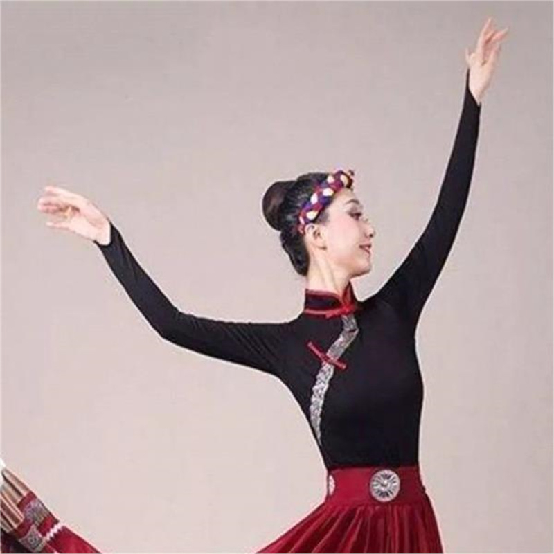 Tibetanski plesni kostim za žene – Top s vodnim rukavima i široka swing suknja, Chenille tkanina s Spandexom i Poliesterom, Proljeće 2025