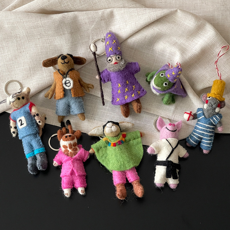 Pandantiv pentru chei din filc de lână — lucrat manual, talisman drăguț pentru geantă, model animal mic, stil drăguț, primăvara 2025