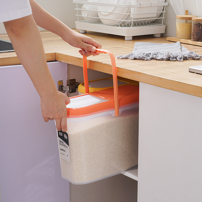 Recipient de plastic pentru orez cu etanșare, protecție împotriva umidității și dăunătorilor | Capacitate 9-10 L, brand Qunrong, logo personalizabil