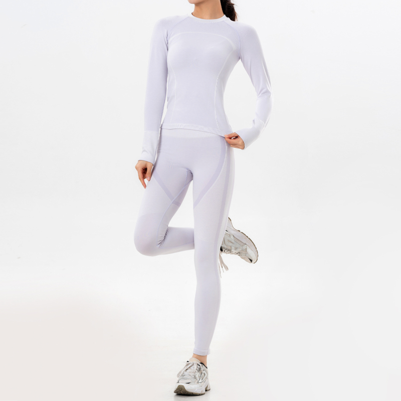 Set feminin pentru schi, model cu dungi, potrivit pentru iarnă, primăvară și toamnă, amestec nylon-cotton-spandex 52/43/5, mâneci lungi