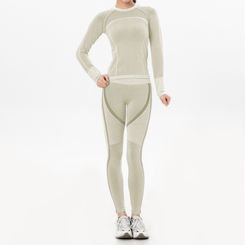 Set feminin pentru schi, model cu dungi, potrivit pentru iarnă, primăvară și toamnă, amestec nylon-cotton-spandex 52/43/5, mâneci lungi