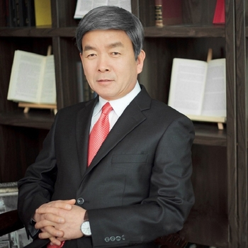 Perucă pentru bărbați, păr scurt drept, fibră rezistentă la temperatură, breton înclinat, model D80, Namo Beauty