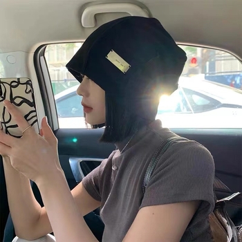 Perucă cu păr scurt drept (brand autohton; model Iron toe cap Super A; Categorie produsului: Perucă)