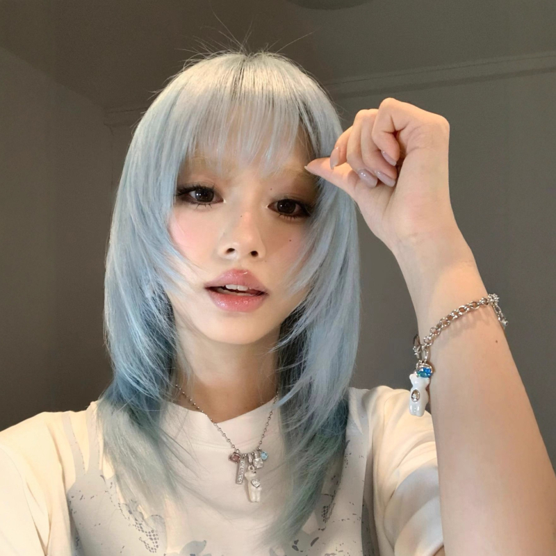Fényes jégkék rövid egyenes paróka mullet-bob frizurával, Y2K cosplay, természetes, valósághű teljes paróka