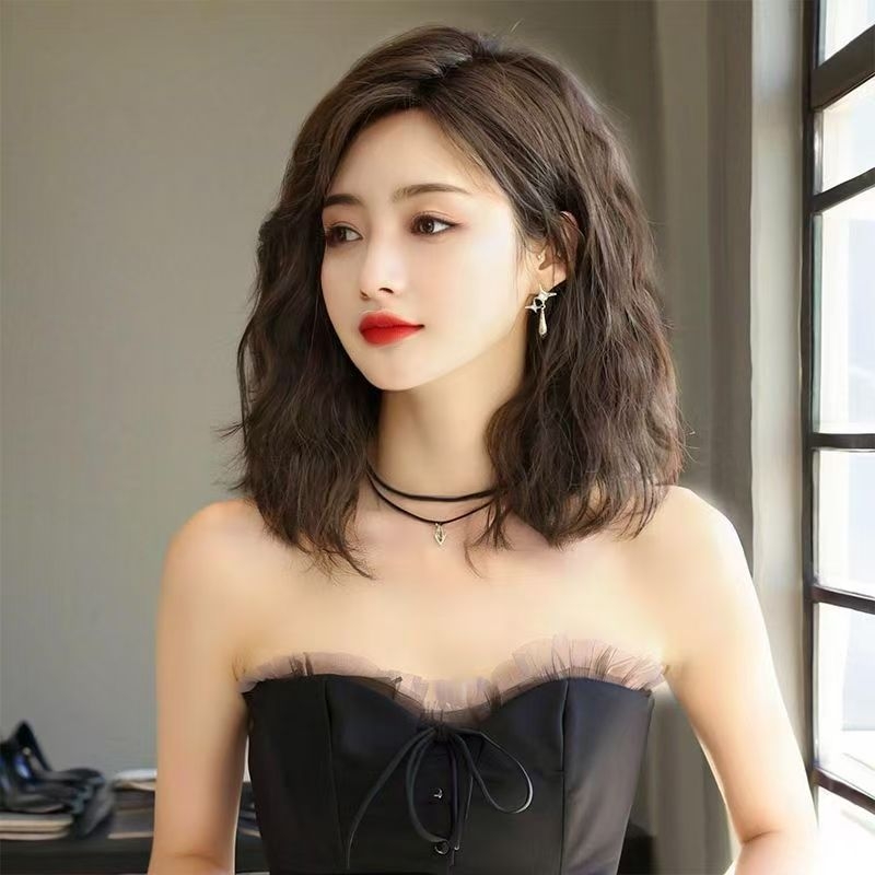 Ženska kratka kovrča perika s potpunim prekrivanje glave, lagana za ljeto, model T-3008, korejski stil, vlakna otporna na toplotu