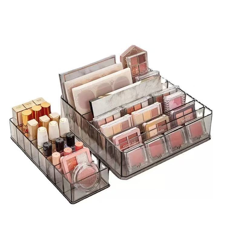 Επιτραπέζιος οργανωτής καλλυντικών με θήκες για κραγιόν, βερνίκι νυχιών και παλέτα σκιών· πλαστικό, στυλ light luxury, βάρος 240–800 g