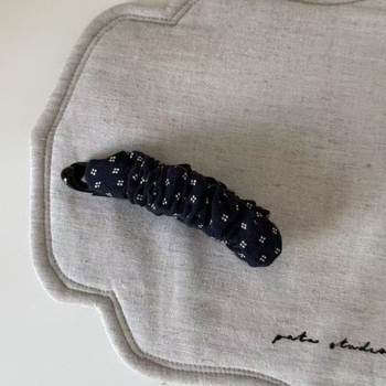 Banana kopča za kosu – vintage stil, leopard uzorak s točkicama, ručna izrada, akril