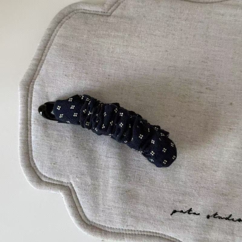Banana kopča za kosu – vintage stil, leopard uzorak s točkicama, ručna izrada, akril